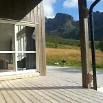 Moderne Nyaraló *