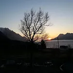 Nyaraló Moderne